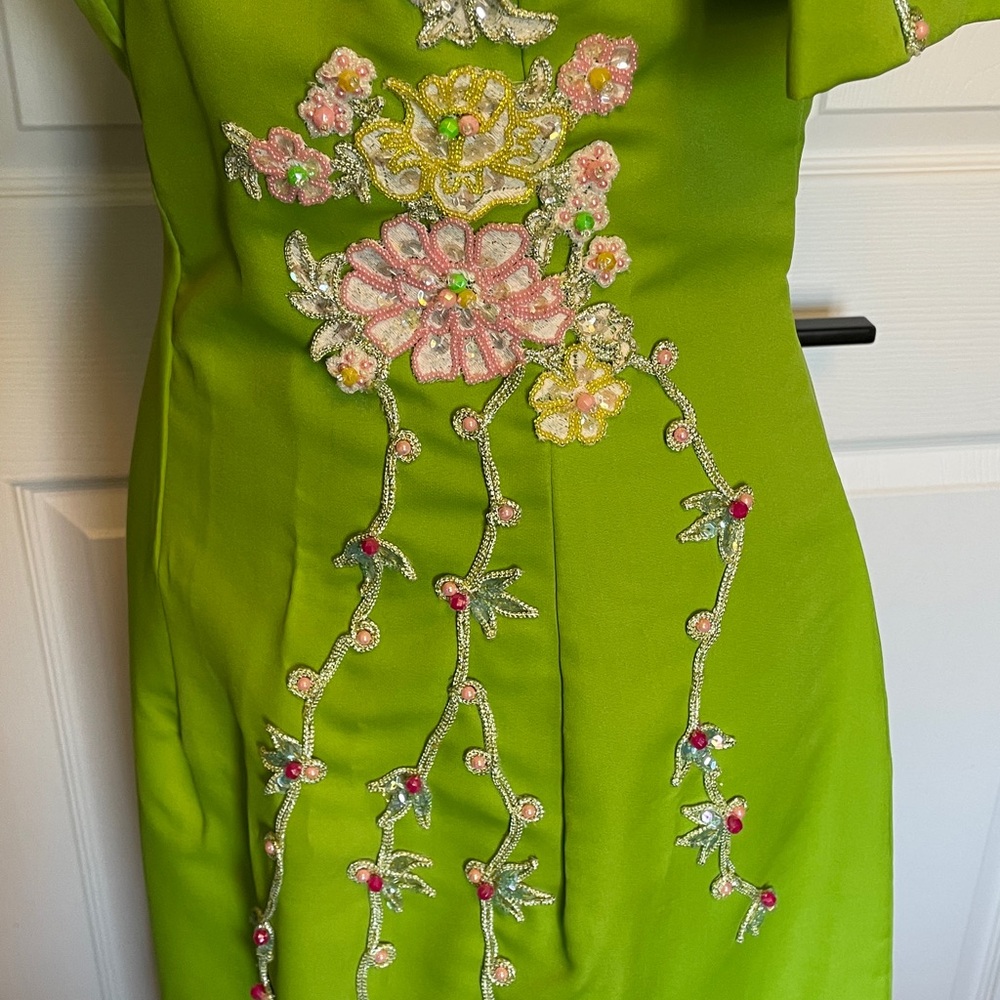 Vintage Handmade Filipiniana Dress Mestiza Gown Lime Green Beaded Size Small - Picture 4 of 15